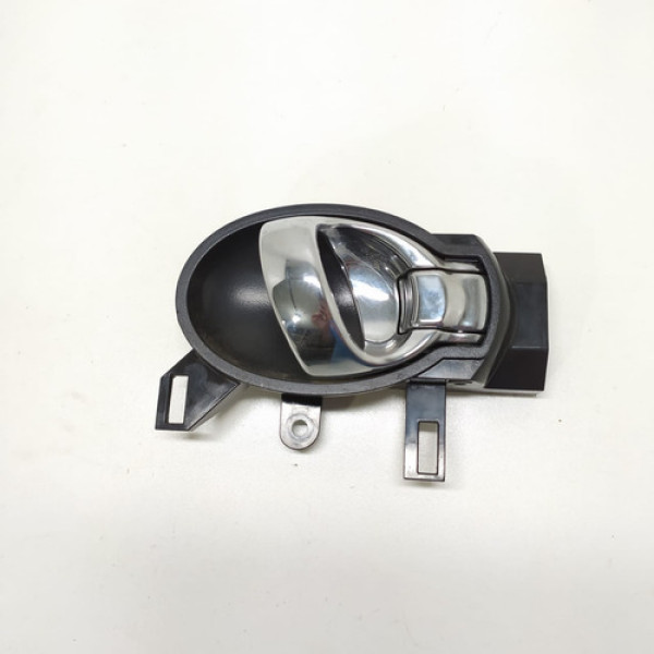 Maçaneta Interna Dianteira Direita Versa 2012 A 2015